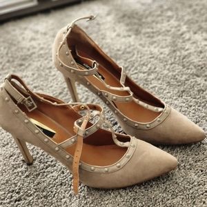 Size 8 , Rose high heels